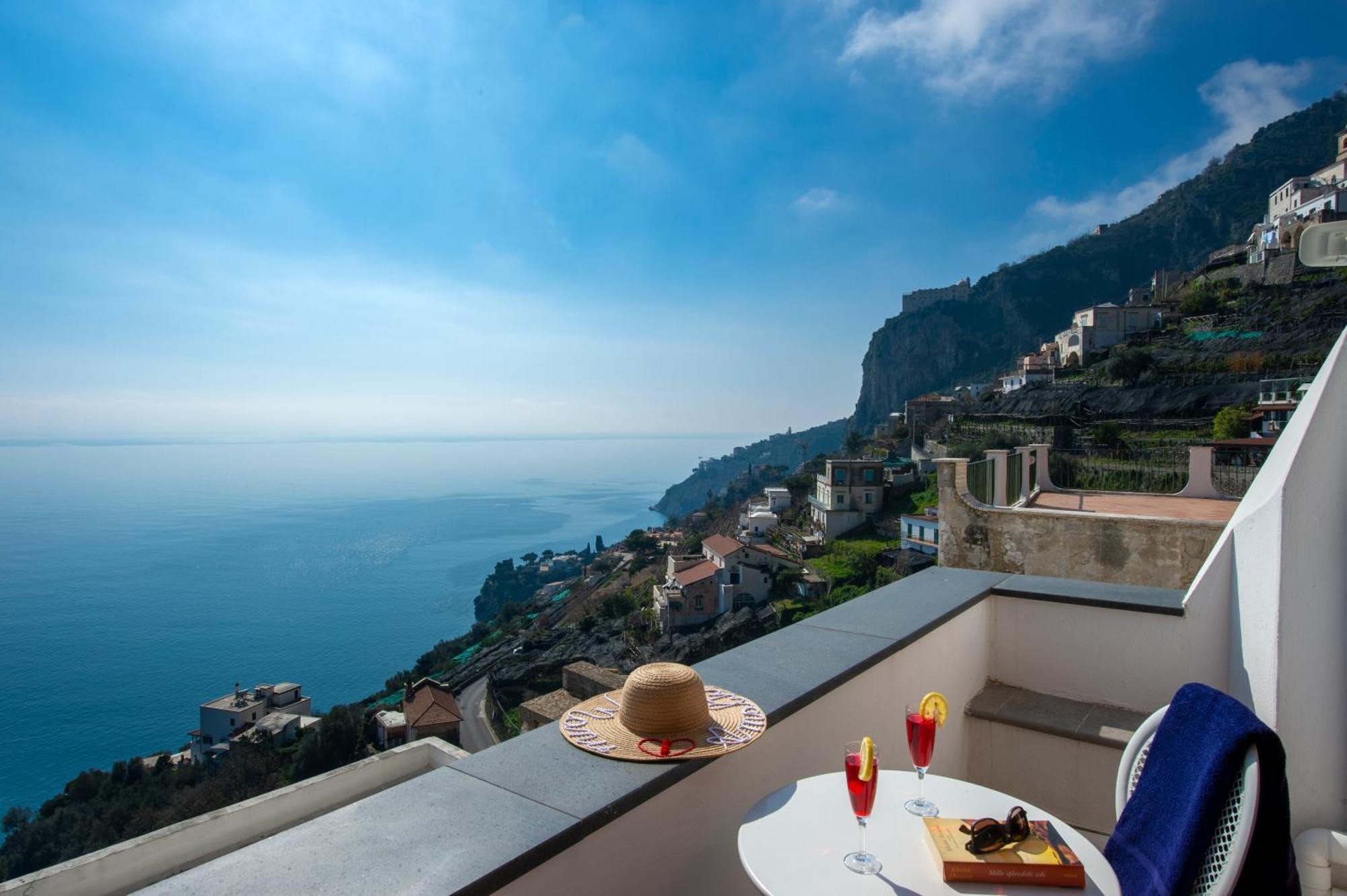 La Casa Accanto Amalfi Exteriör bild