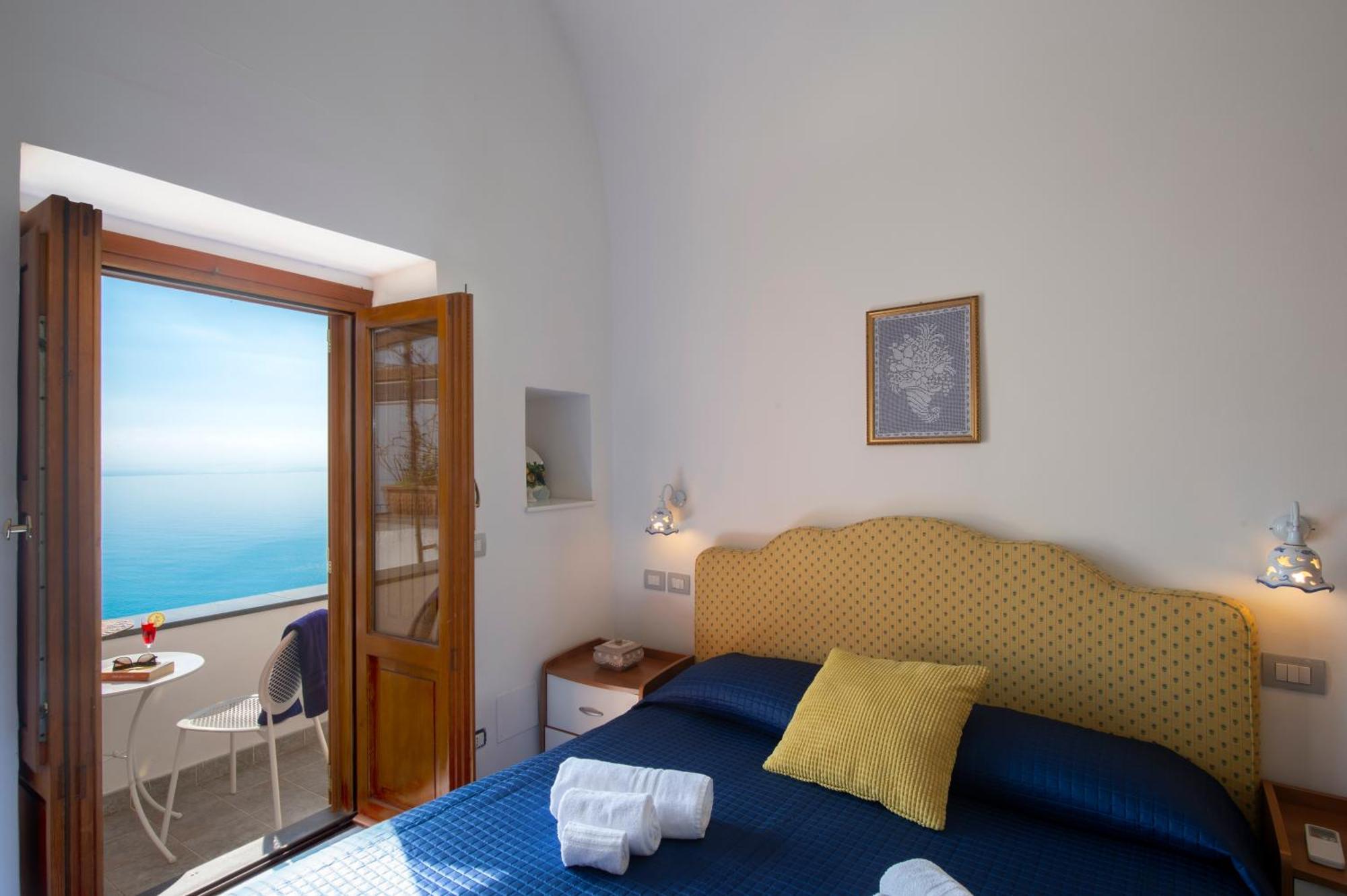 La Casa Accanto Amalfi Exteriör bild
